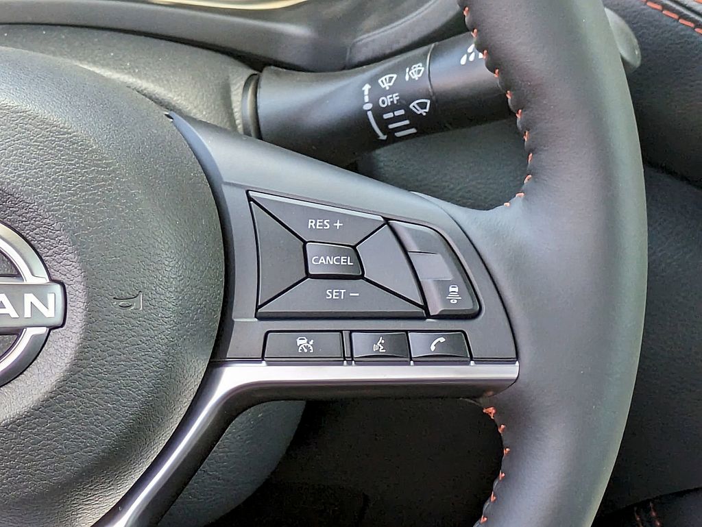 2025 Nissan Sentra SR - Photo 16