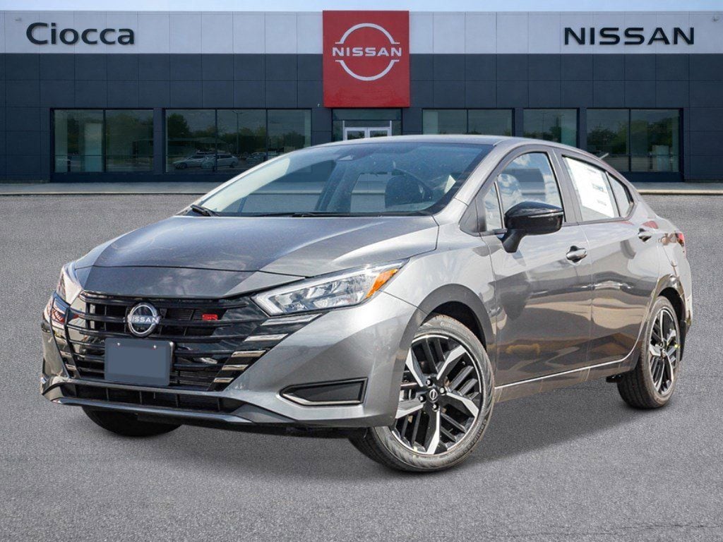2025 Nissan Versa Sedan SR