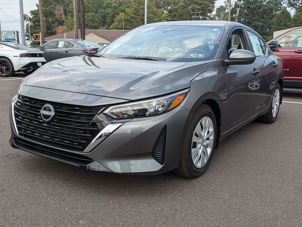 2025 Nissan Sentra S photo 3