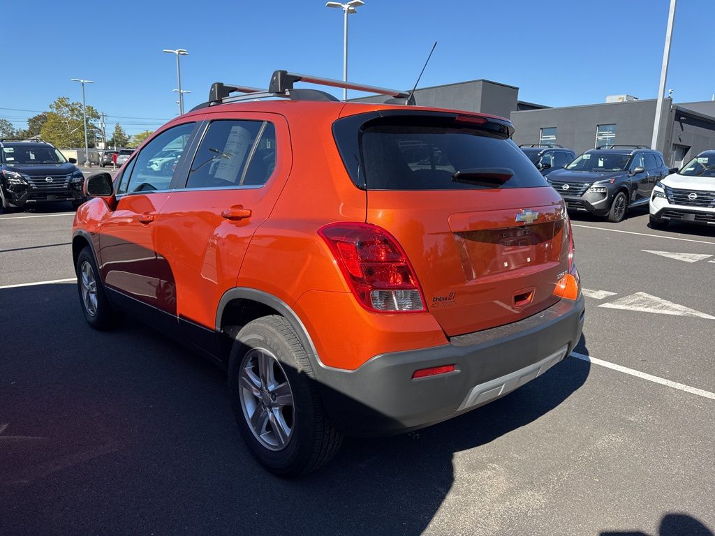 2015 Chevrolet Trax LT photo 2