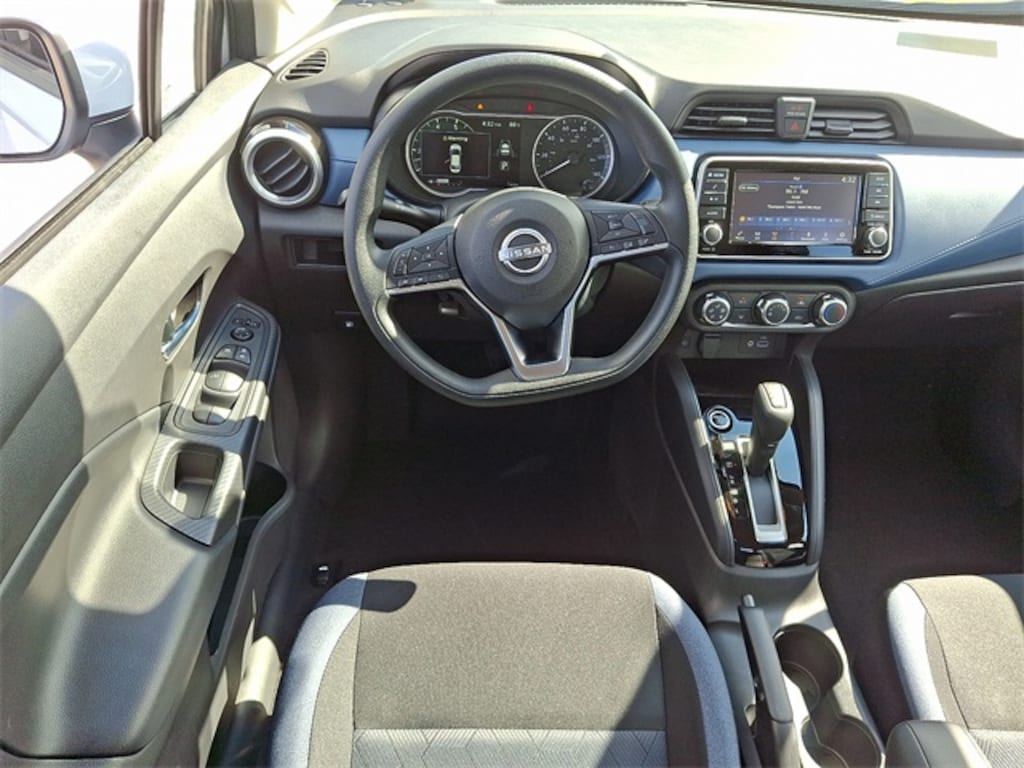 New 2025 Nissan Versa 1.6 SV Sedan