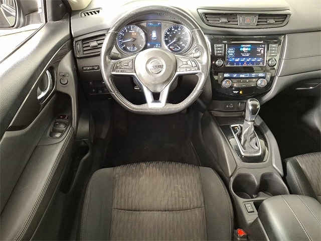 Used 2018 Nissan Rogue SV with VIN 5N1AT2MV0JC798279 for sale in York, PA