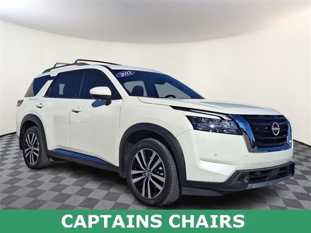 2023 Nissan Pathfinder Platinum SUV