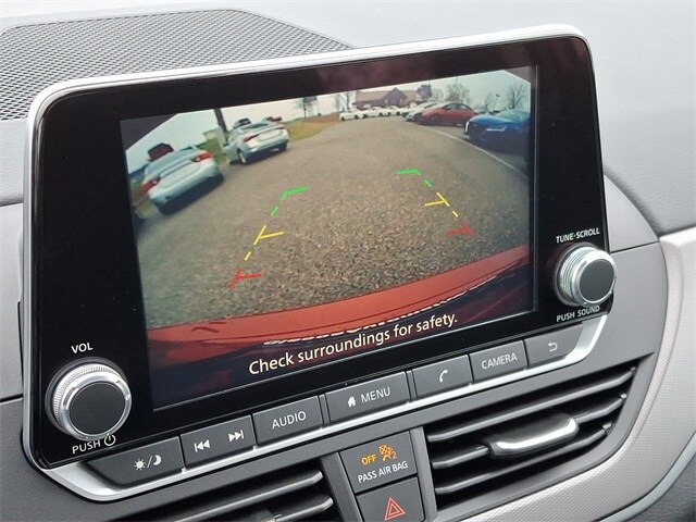 2025 Nissan Altima 2.5 SR photo 4