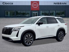 2026 Nissan Pathfinder Platinum SUV