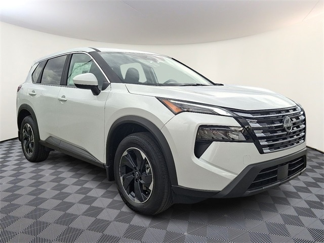 2026 Nissan Rogue SV's photo
