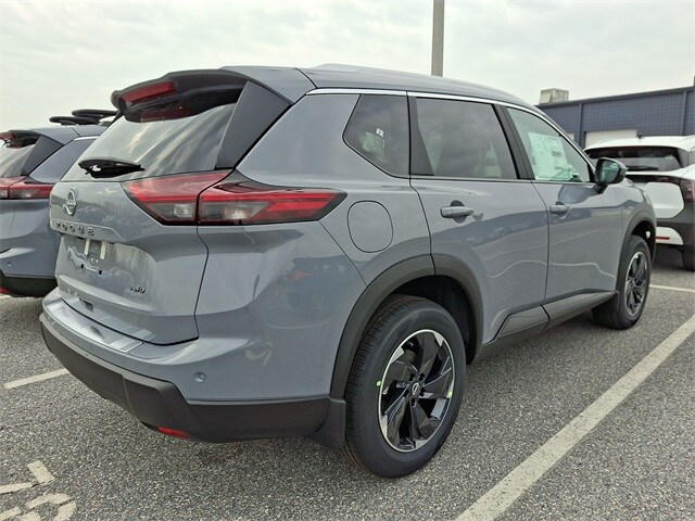 2026 Nissan Rogue SV photo 4