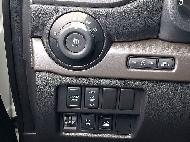 2024 Nissan Titan PRO-4X - Photo 29
