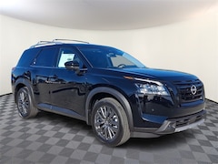 2025 Nissan Pathfinder SL SUV