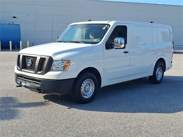 2020 Nissan NV3500 HD Cargo S photo 2