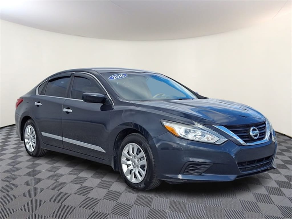 Used 2016 Nissan Altima 2.5 S Sedan