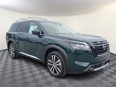 2025 Nissan Pathfinder Platinum SUV