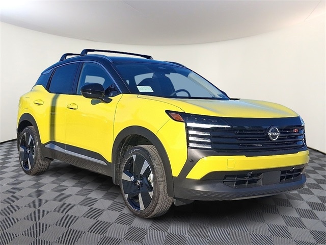 2026 Nissan KICKS SR AWD's photo