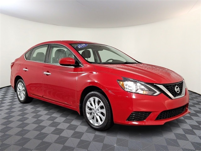 2019 Nissan Sentra SV's photo