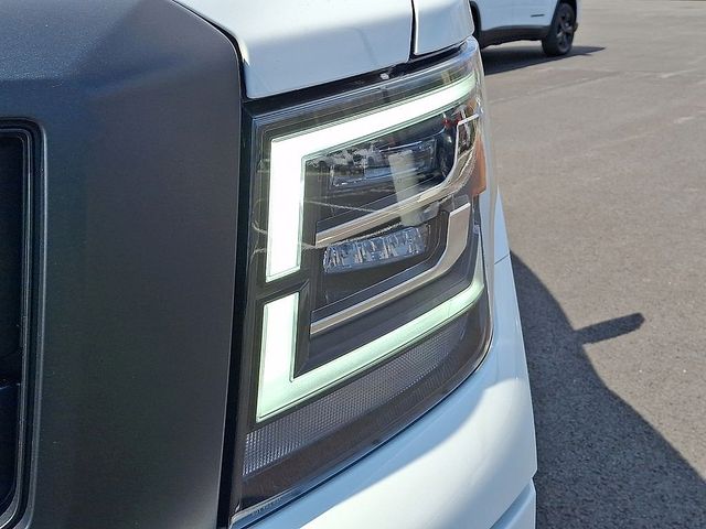 2024 Nissan Titan PRO-4X - Photo 13