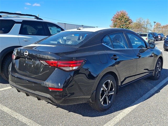 2025 Nissan Sentra SV photo 4