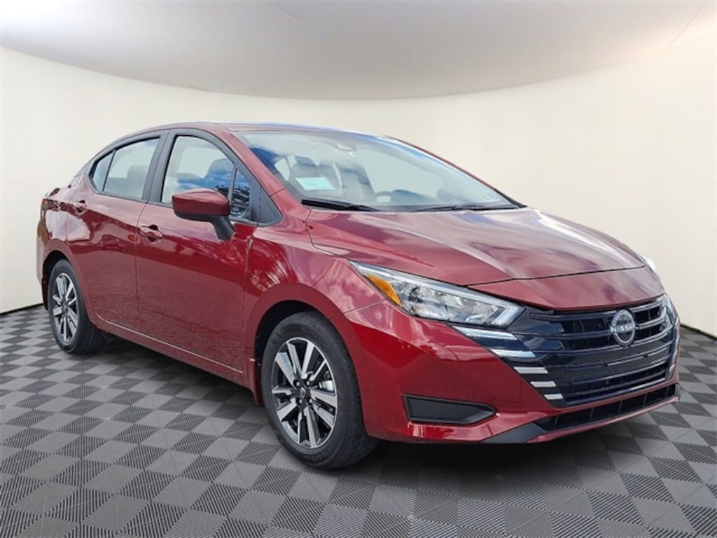 New 2025 Nissan Versa 1.6 SV Sedan
