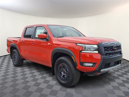 2025 Nissan Frontier PRO-4X Truck Crew Cab