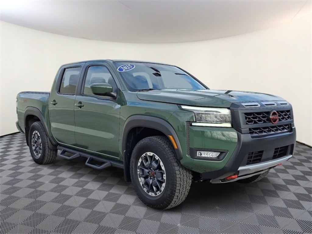 Used 2025 Nissan Frontier PRO-4X Truck Crew Cab
