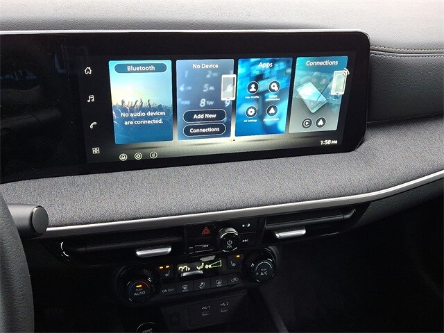 2026 Nissan Kicks SV photo 3