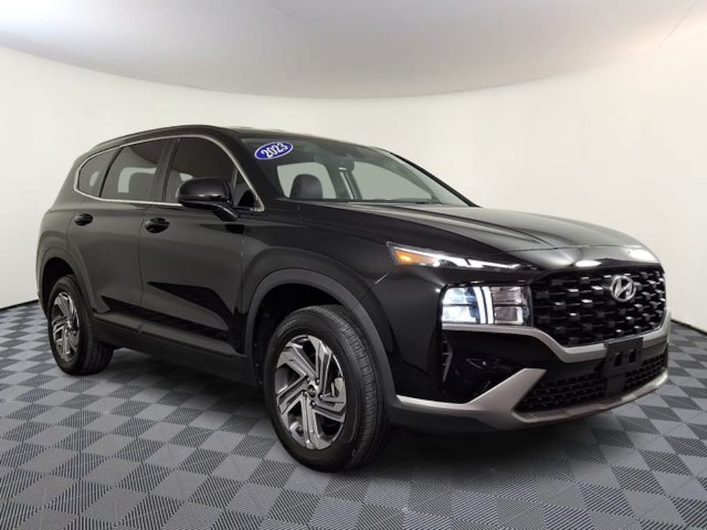 Used 2023 Hyundai Santa Fe SE SUV