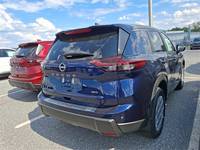 2026 Nissan Rogue SV photo 4