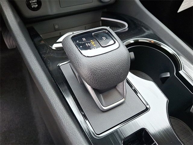 2025 Nissan Rogue SL - Photo 36