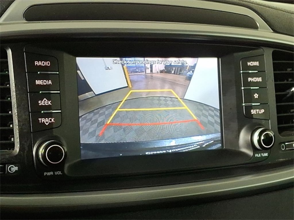 Used 2020 Kia Sorento LX SUV