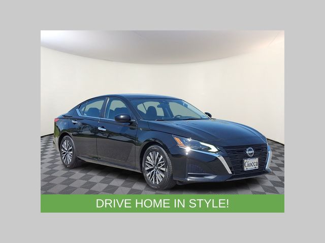 2023 Nissan Altima SV