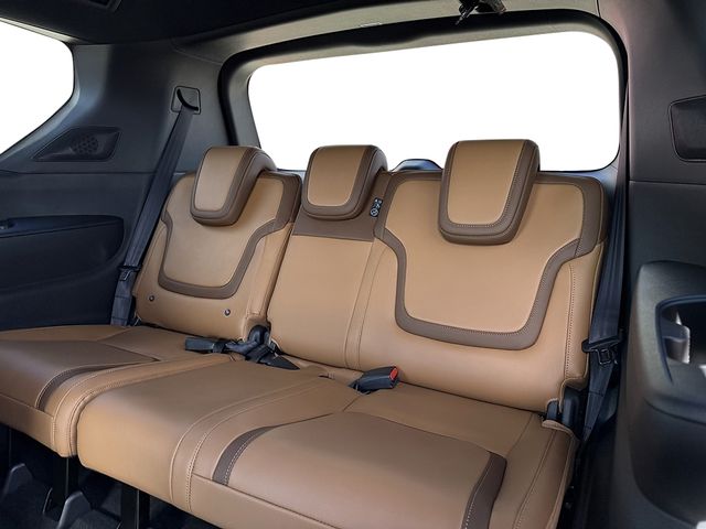 2025 Nissan Armada SL - Photo 22