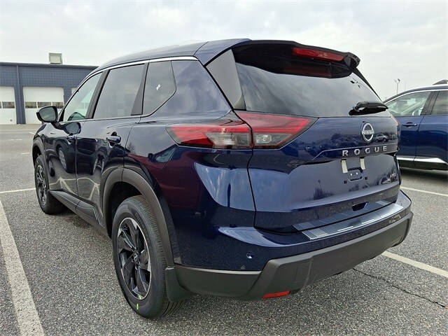 2026 Nissan Rogue SV photo 4