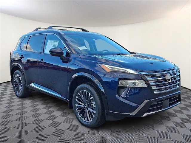 2026 Nissan Rogue Platinum's photo