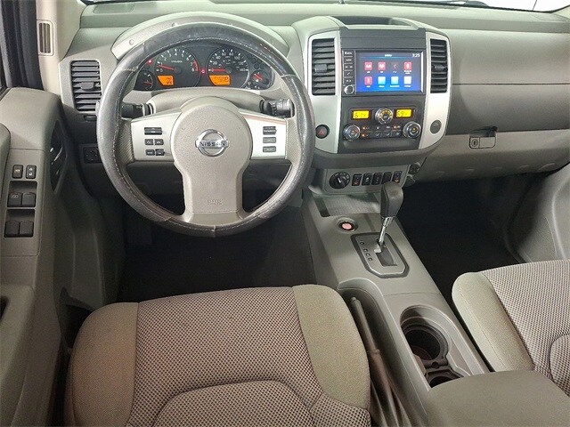2021 Nissan Frontier SV photo 2