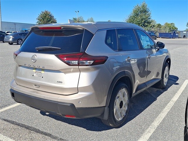 2026 Nissan Rogue SV photo 3