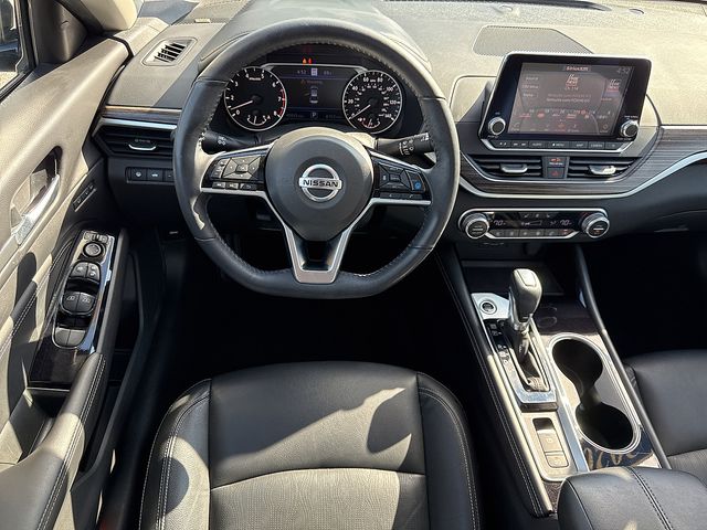 1N4BL4FW1LC117498