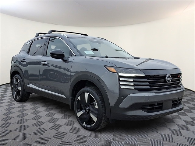 2026 Nissan KICKS SR AWD's photo