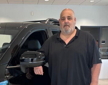 Staff member Samuel Pearson from ID_8786d0716324