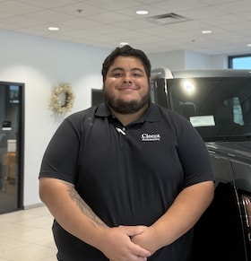 Staff member Selvin Maldonado from ID_0a69bab64461