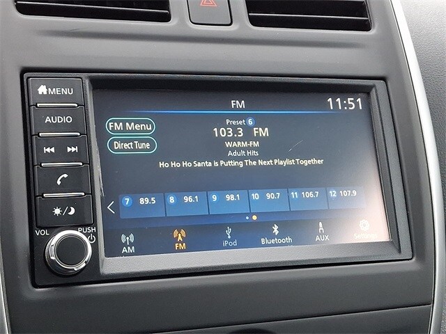 2019 Nissan Versa 1.6 SV photo 3