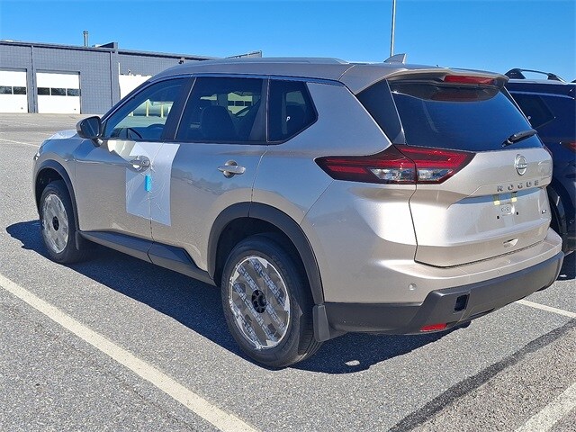 2026 Nissan Rogue SV photo 2