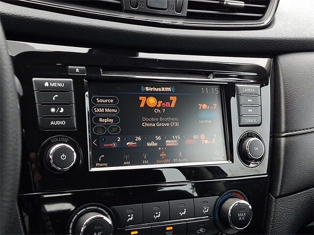 2020 Nissan Rogue S photo 3