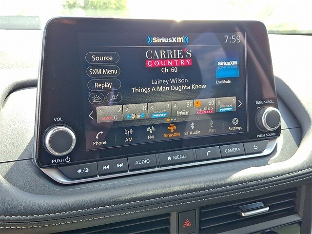 2026 Nissan Rogue SV photo 3