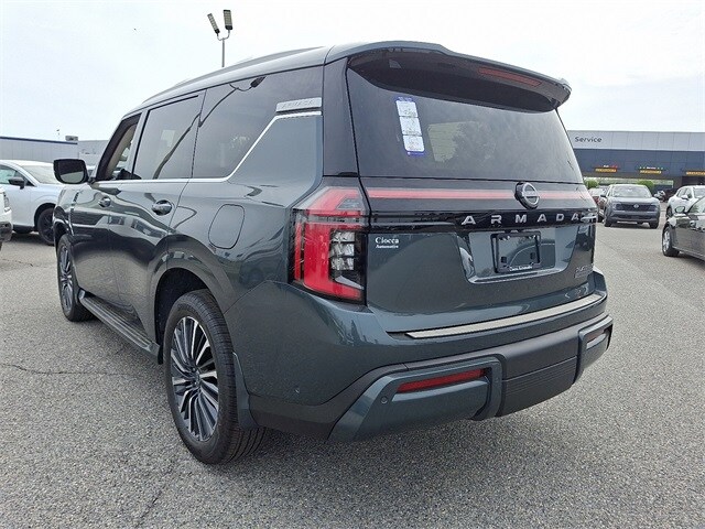 2025 Nissan Armada Platinum Reserve photo 3