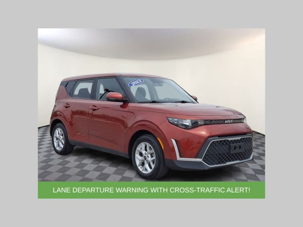 Used 2023 Kia Soul LX Hatchback