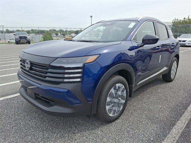 2026 Nissan Kicks SV photo 2