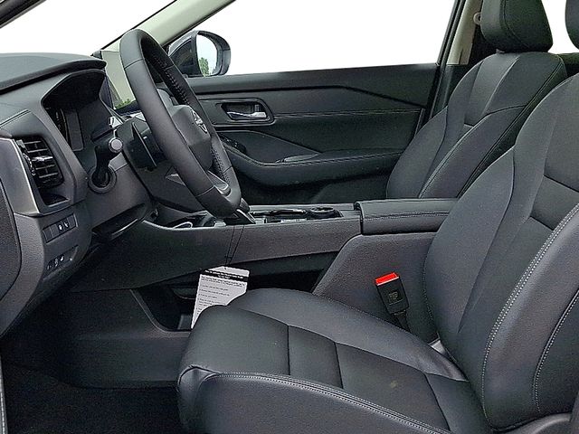 2025 Nissan Rogue SL - Photo 9