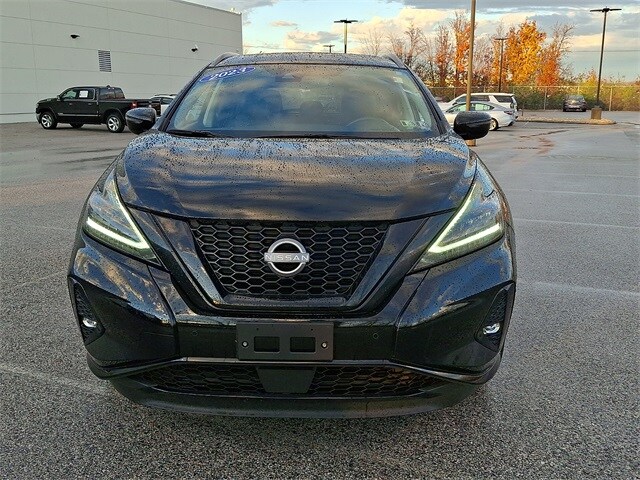 2023 Nissan Murano SV photo 2