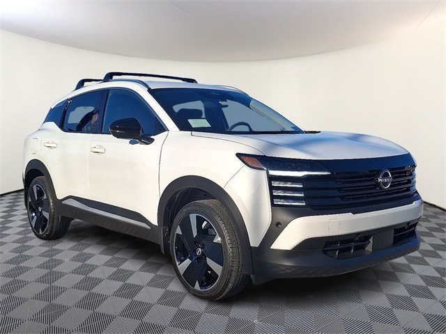 2026 Nissan KICKS SR AWD's photo