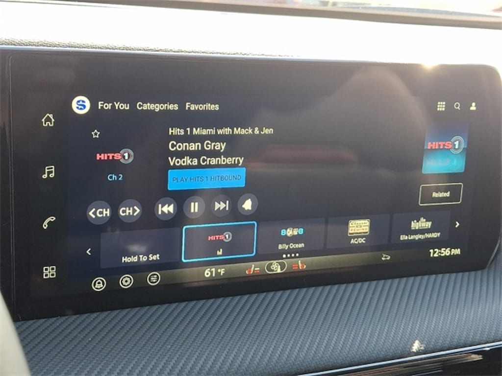 New 2026 Nissan Kicks SR SUV