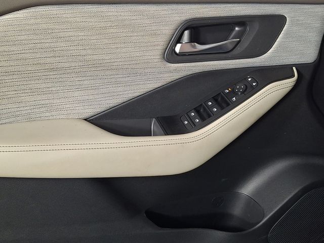 2023 Nissan Rogue SV - Photo 14